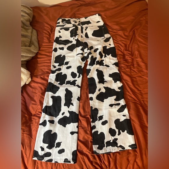 Shein Cow Print Flared Jeans - Picture 3 of 3